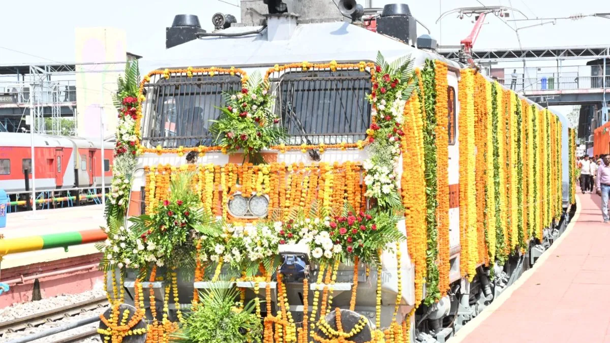 indian railways, Nanded-Mumbai Express, Nanded-Tanakpur Express, Puri-Koraput Express, Brahmapur-Udh- India TV Hindi