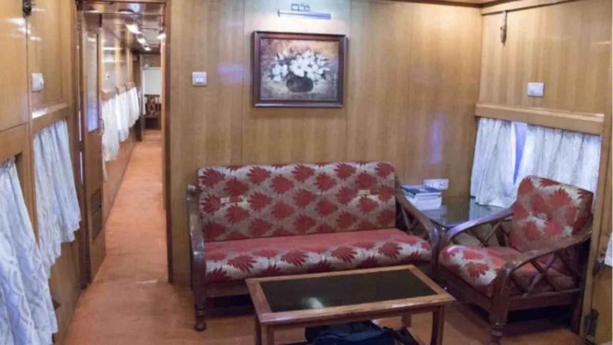 indian railways, saloon car, saloon coach, how to book saloon coach, what is saloon coach in trains- India TV Hindi