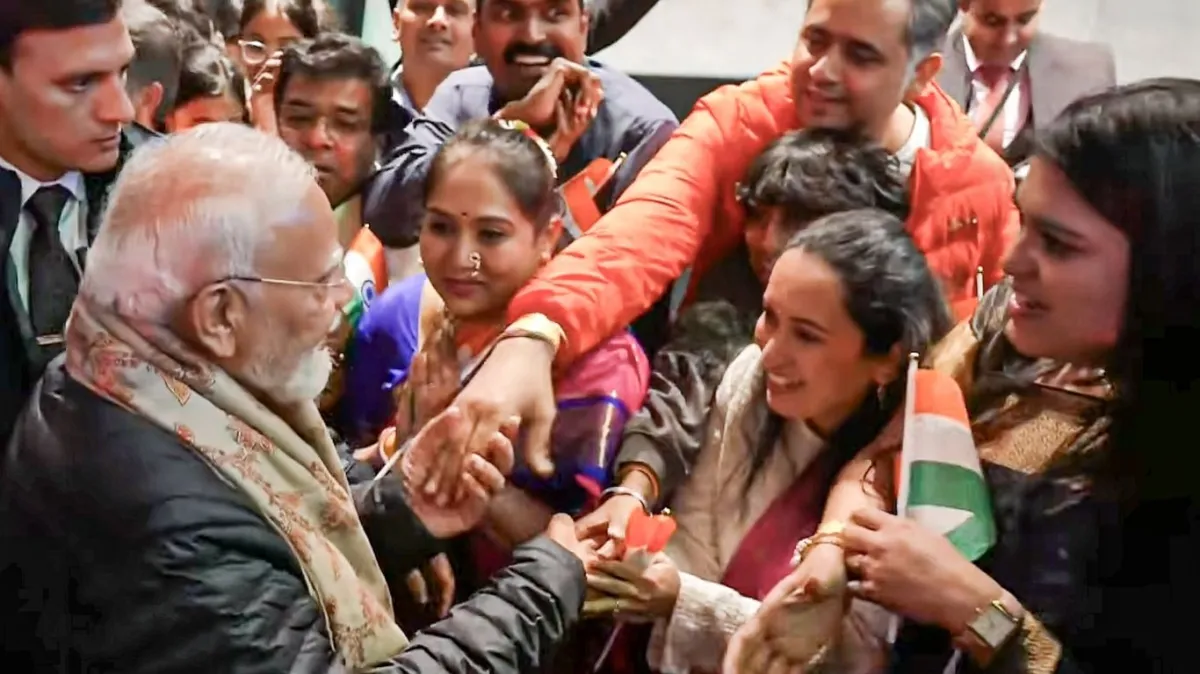 Melburn, pm modi- India TV Hindi