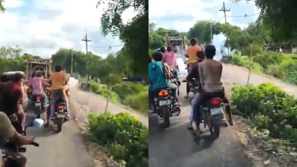 गणेश विसर्जन यात्रा में बमबाजी से मची भगदड़, फिर लाठी-डंडों से हमला; 4 घायल, VIDEO वायरल