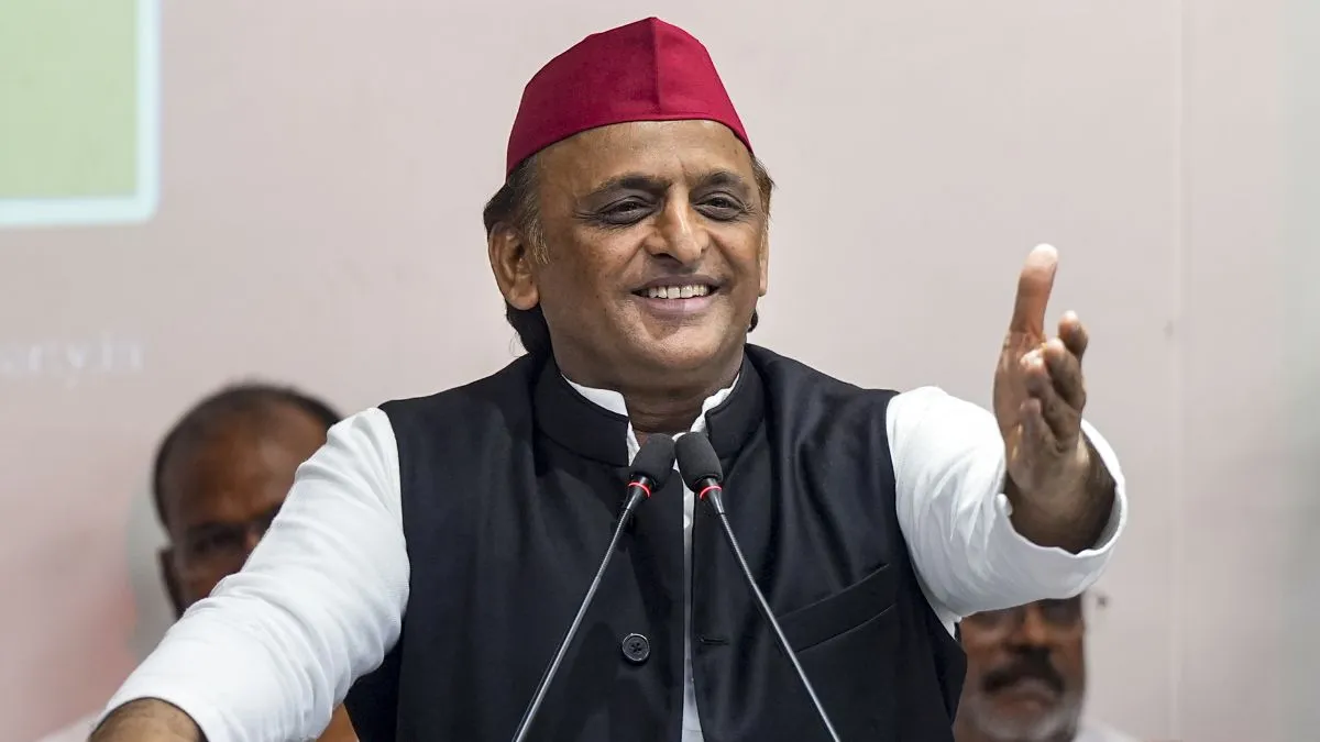 अखिलेश यादव ने कांग्रेस के गढ़ रायबरेली से शुरू की PDA यात्रा, एक तीर से साध रहे हैं 3 निशाने!