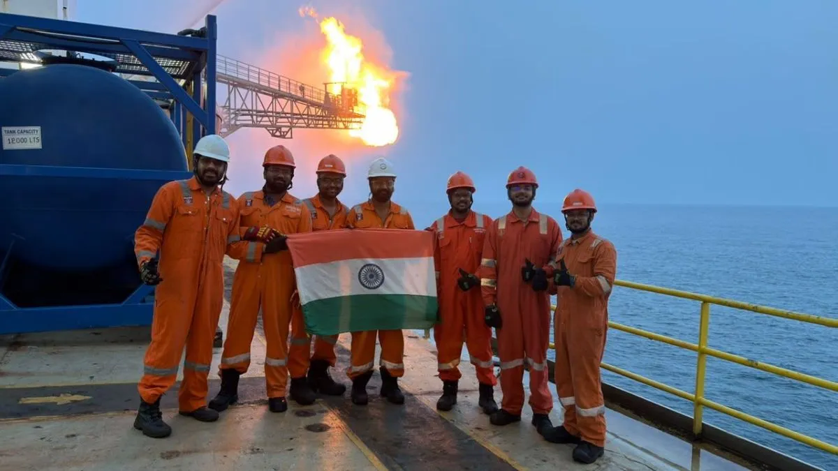 ONGC को ओडिशा तट के पास गहरे समुद्र में मिला गैस का भंडार, 3 दिनों से अच्छे फ्लो और प्रेशर के साथ निकल रही है गैस