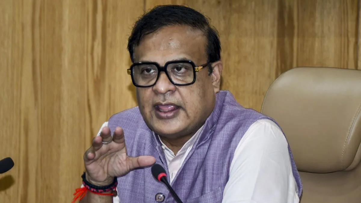 'समय आ गया कि राहुल गांधी भारत की जनता से माफी मांगे', CM हिमंता ने बोला जुबानी हमला