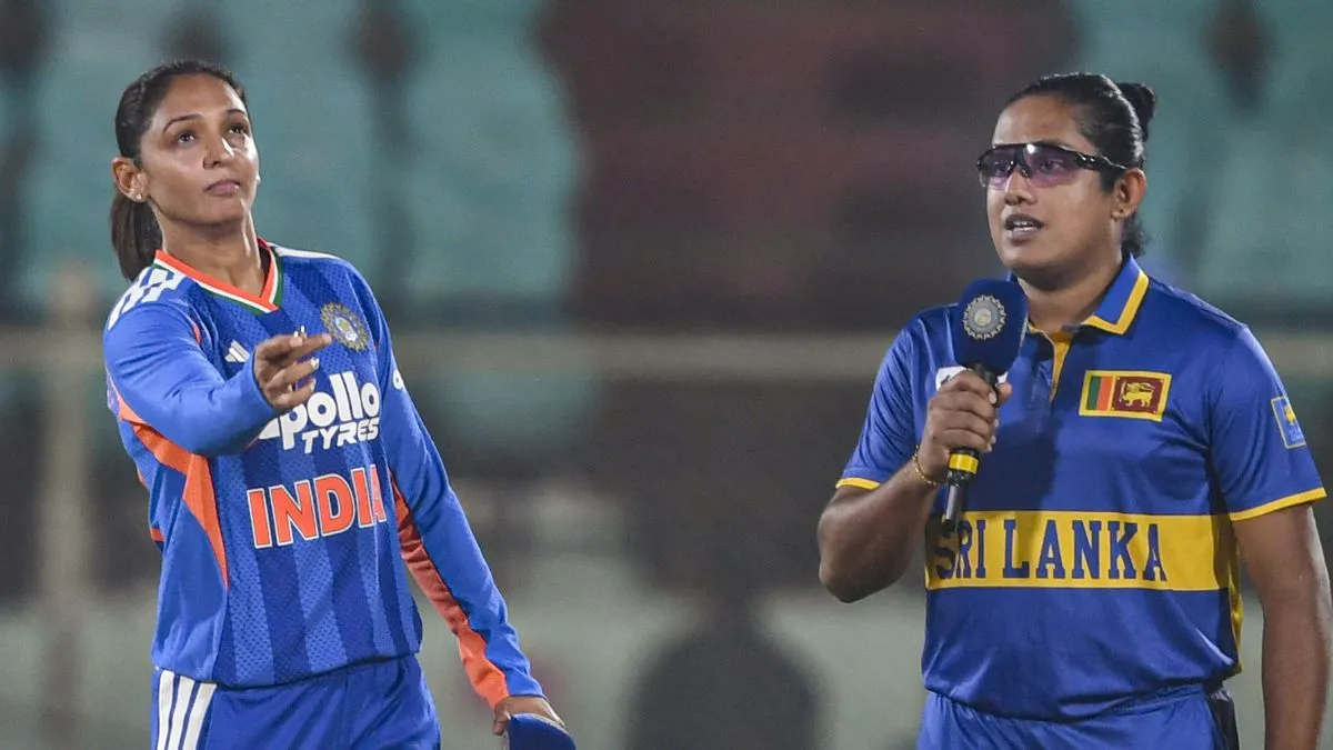 IND vs SL Final: गोल्ड मेडल मैच में स्मृति मंधाना ने संभाला मोर्चा, कप्तान हरमनप्रीत 19 रन बनाकर आउट