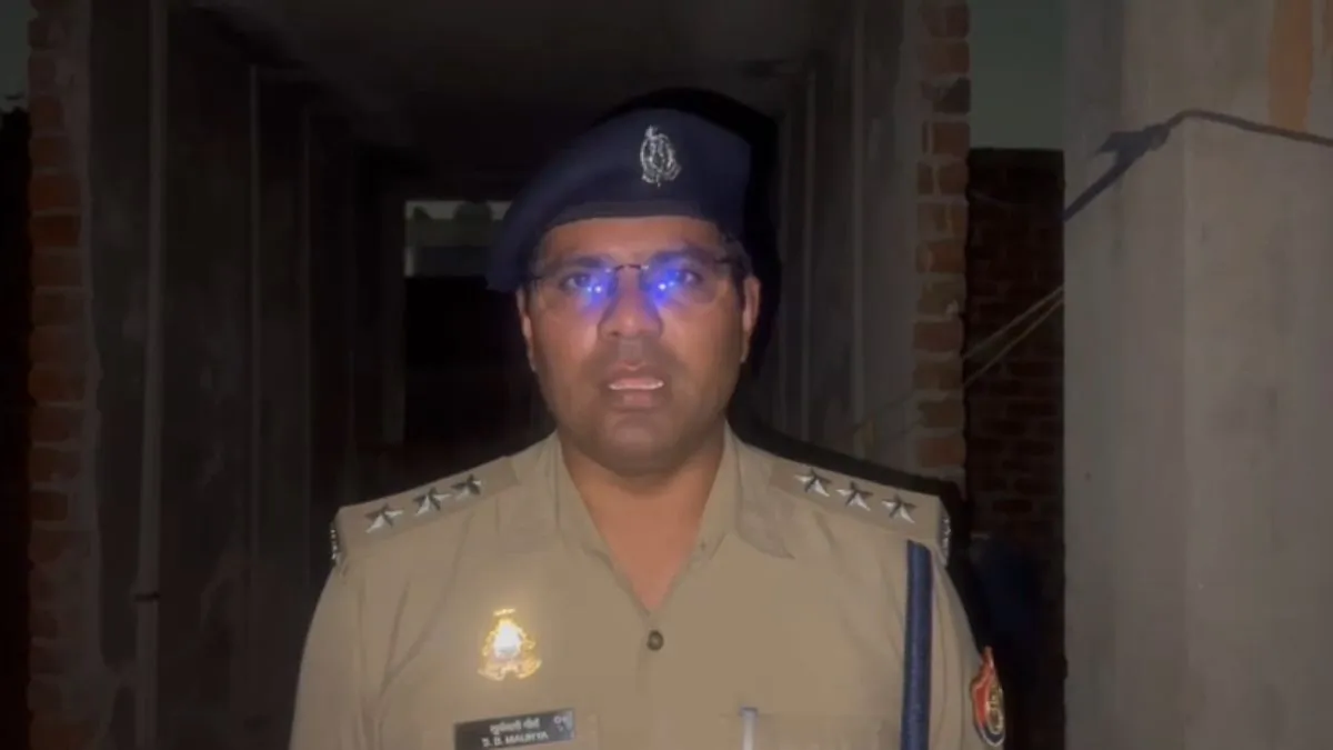 गाजियाबाद के खोड़ा में सनसनी, बंद कमरे में फंदे से लटके मिले मां-मासूम बेटी के शव, पति पुलिस हिरासत में