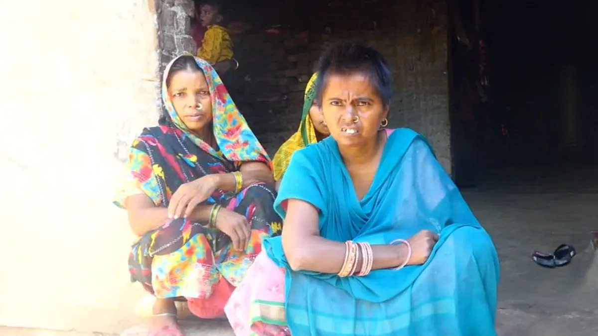 यूपी से हैरान करने वाली खबर, जिस महिला को मृत समझकर किया था अंतिम संस्कार, वो 5 साल बाद जिंदा लौटी
