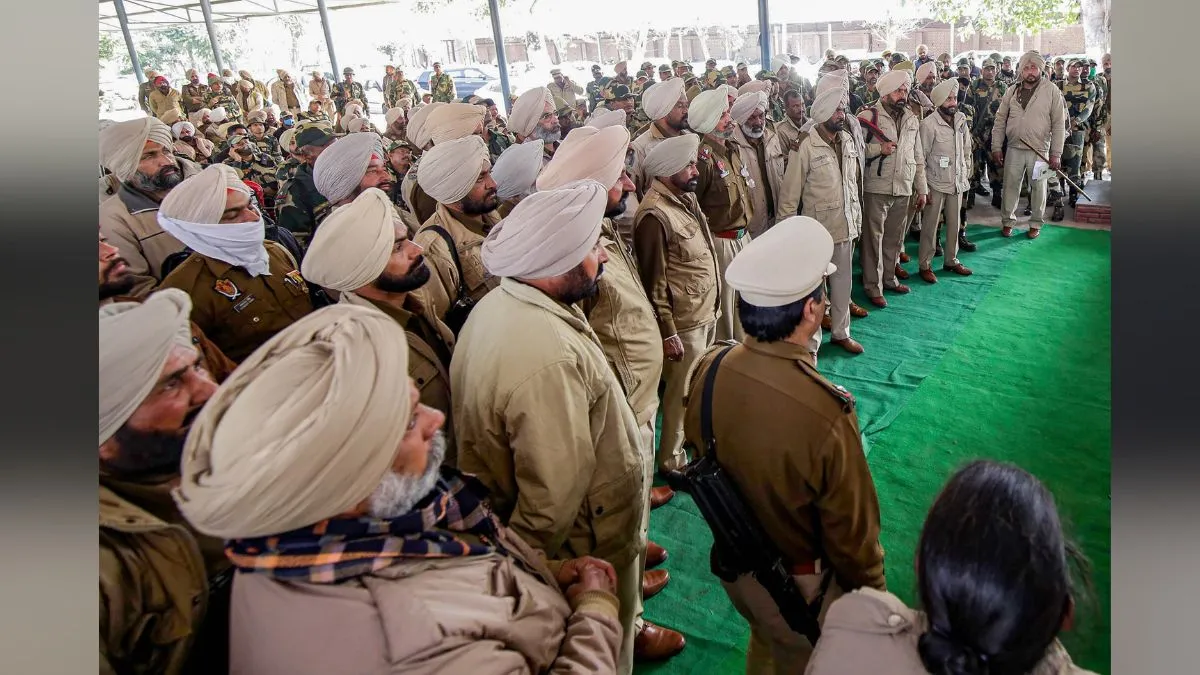 'ड्यूटी पर जाते और वापस आते समय अपनी वर्दी ना पहनें', पंजाब के इन जिलों में पुलिसकर्मियों को हिदायत