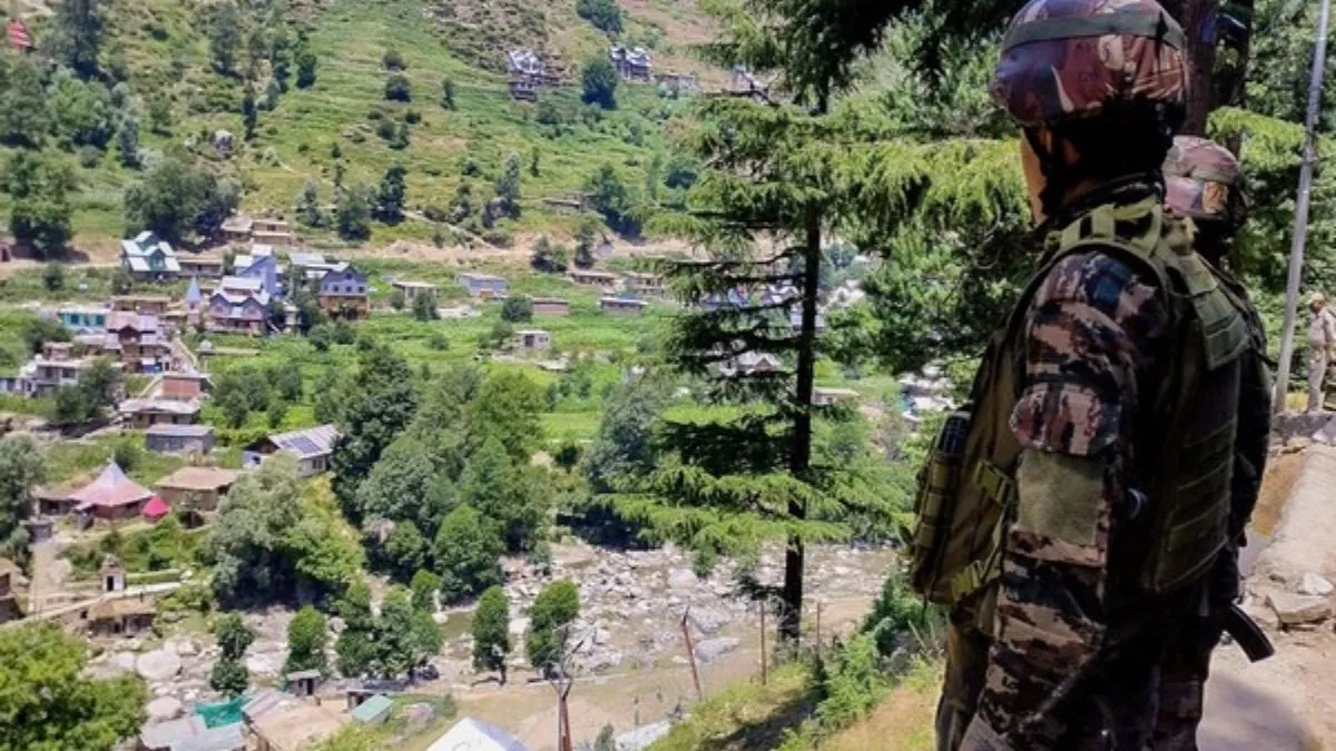 कश्मीर में मारा गया लश्कर का मोस्ट वांटेड आतंकी मूसा, सेना ने बडगाम के जंगलों में आधी रात को किया ढेर