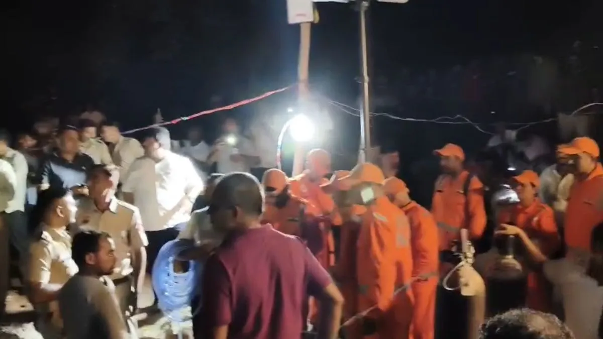 फरीदाबाद में खेलते समय 200 फीट गहरे बोरवेल में गिरी बच्ची, NDRF और SDRF का रेस्क्यू ऑपरेशन जारी