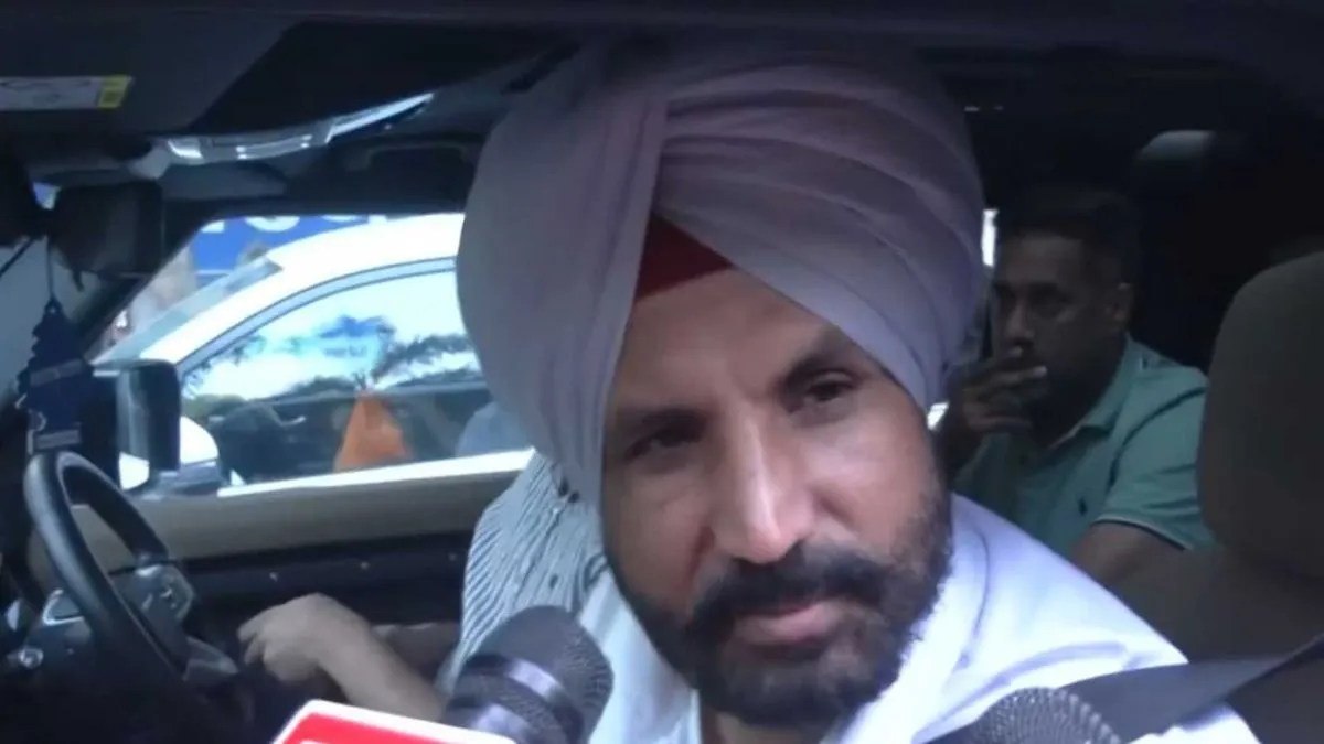 'अभी मैं दिल्ली जा रहा हूं, आने के बाद ही जवाब दे पाऊंगा', पंजाब में हलचल के बीच वड़िंग का बयान