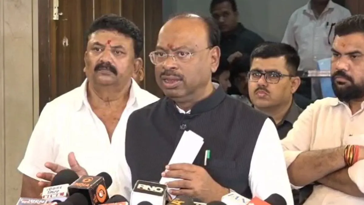 'राहुल गांधी को अल्जाइमर है, तभी वो आधे-आधे घंटे में बिगड़ते हैं', महाराष्ट्र के मंत्री बावनकुले का दावा