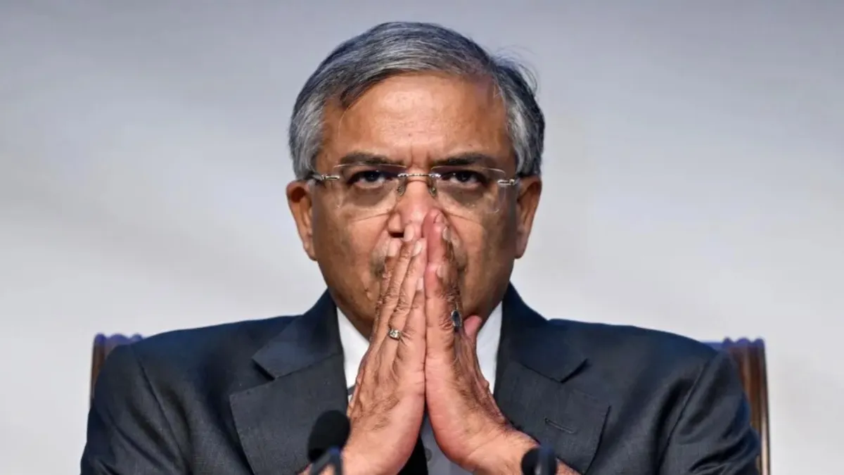 CEC अधिनियम की धारा 18 क्या है? जो मुख्य चुनाव आयुक्त ज्ञानेश कुमार को दे सकती है राहत