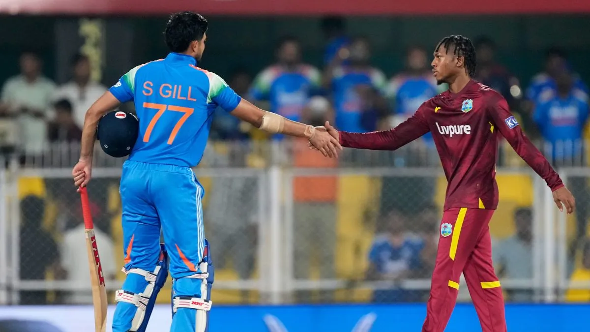 IND vs WI Live 3rd ODI: रोहित-गायकवाड कर रहे हैं बल्लेबाजी, टीम इंडिया गंवा चुकी है 2 विकेट