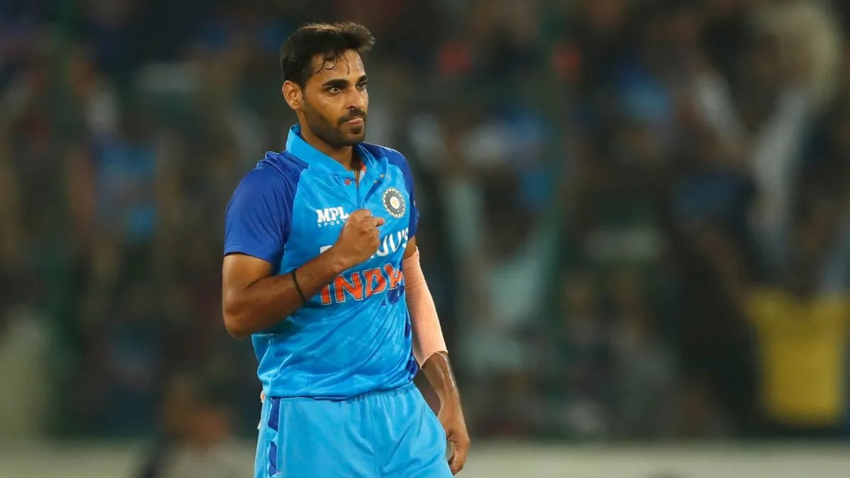 आखिरी टी20 मैच के लिए भुवनेश्वर कुमार की टीम इंडिया में एंट्री, अर्शदीप सिंह को लगी चोट