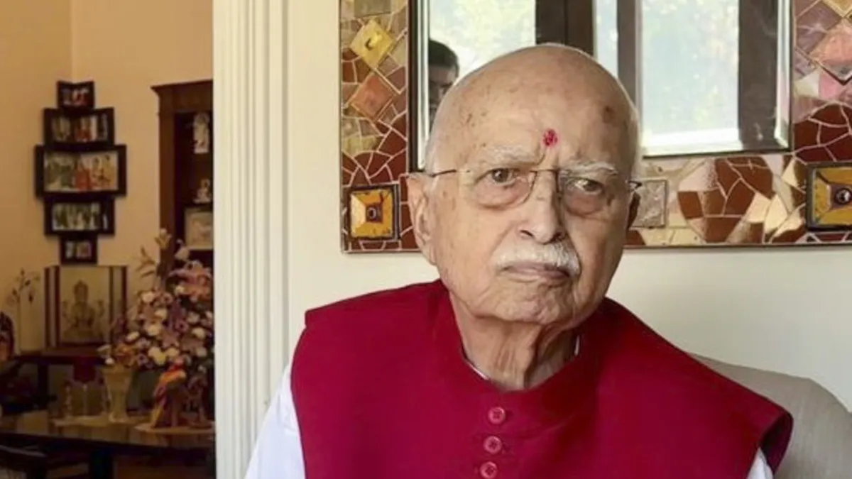 लाल कृष्ण आडवाणी अस्पताल में भर्ती, सीने में इंफेक्शन की शिकायत, अपोलो हॉस्पिटल में चल रहा इलाज
