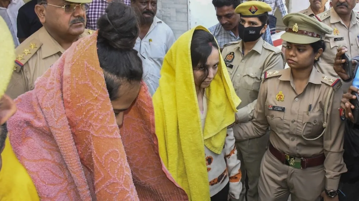 मेरठ के नीले ड्रम वाले कांड पर बड़ा अपडेट! फांसी की सजा के फैसले को HC में चुनौती देंगे मुस्कान और साहिल