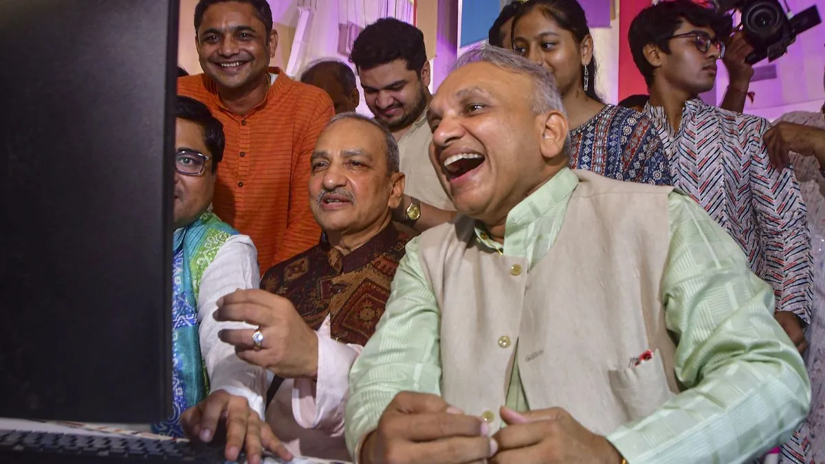 BSE और NSE ने जारी किया मुहूर्त ट्रेडिंग का दिन और समय, जानें किस दिन रहेगी बाजार की छुट्टी