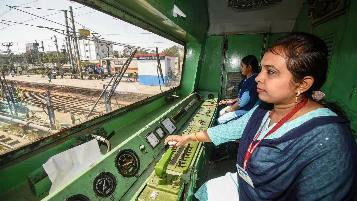 रेल कर्मचारियों के लिए छप्परफाड़ बोनस की घोषणा, अश्विनी वैष्णव ने किया दिवाली गिफ्ट का ऐलान