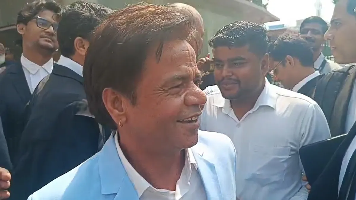 ‘5 करोड़ ने मुझे डुबा दिया’, सुप्रीम कोर्ट में छलका राजपाल यादव का दर्द, CJI बोले- अच्छी फिल्म बनाइए