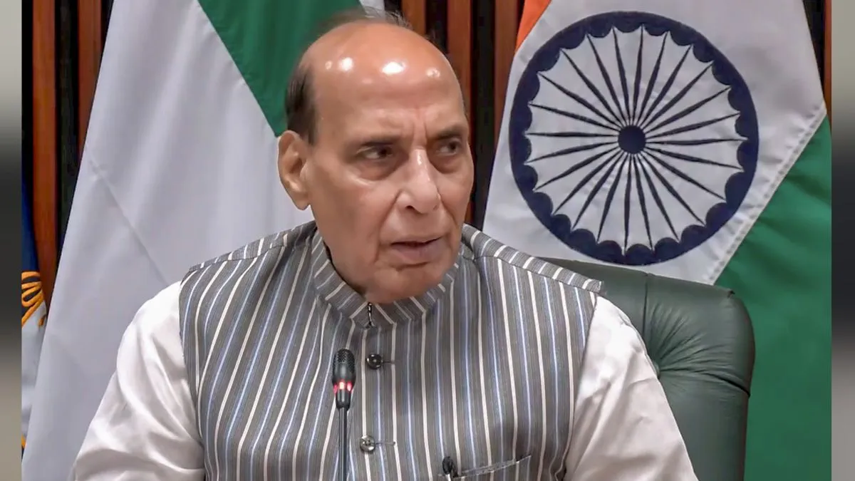 राजनाथ सिंह ने कांग्रेस को क्यों दी चेतावनी? बोले- 'व्यक्तिगत मर्यादाओं का उल्लंघन मत कीजिए...'