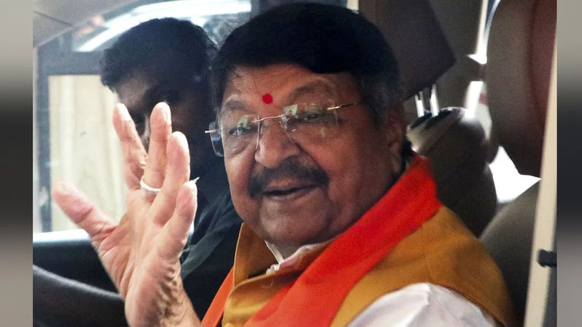 'इतने जूते खाने के बाद भी आ गया...', मंत्री कैलाश विजयवर्गीय ने प्रदर्शनकारी को देखकर दिया विवादित बयान, Video