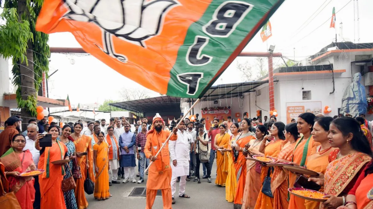 SIR को लेकर फैलाई जा रही अफवाहों को काउंटर करेगी BJP, देशभर में शुरू होगा अभियान