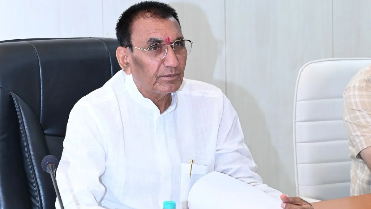 मध्य प्रदेश के मंत्री नारायण सिंह पंवार के पैतृक घर में चोरी, बेटे ने दर्ज कराई FIR; कानून व्यवस्था पर उठे सवाल