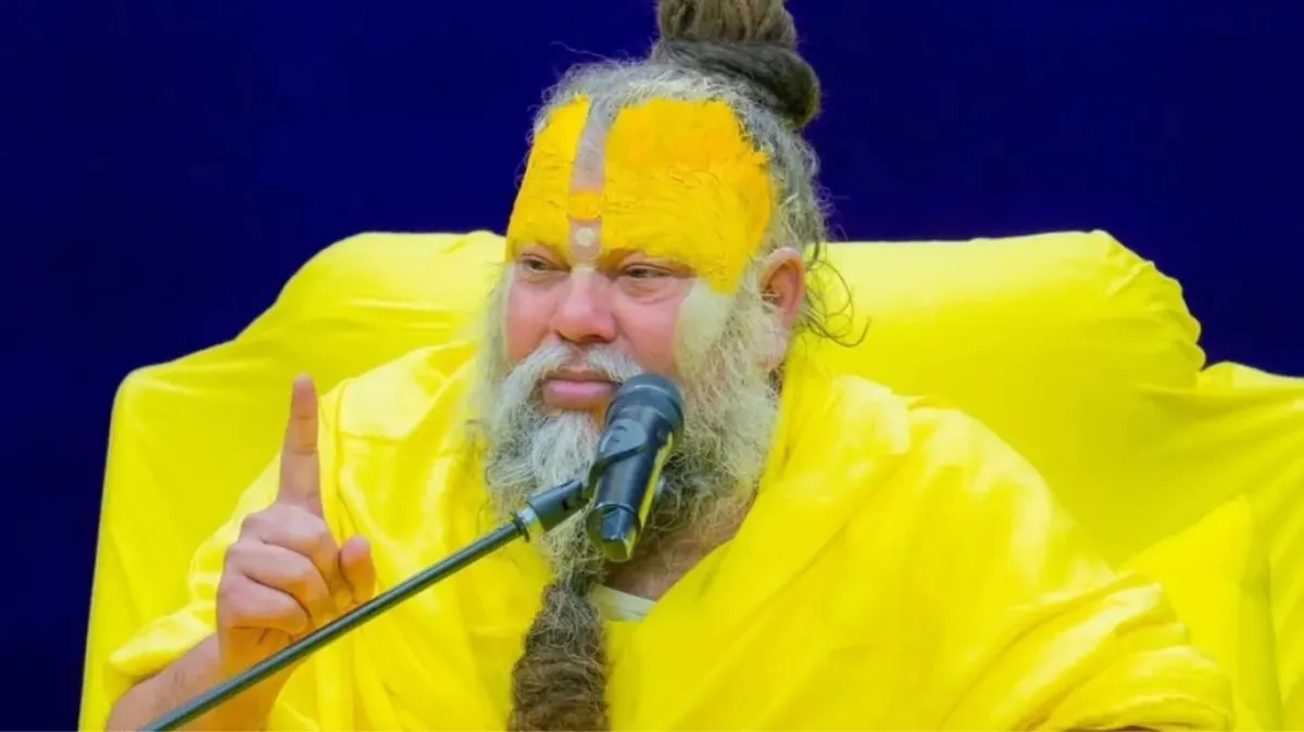 क्या प्रेमानंद महाराज को बनाया जा रहा निशाना? जानबूझ कर फैलाई जा रही अफवाह? आश्रम ने क्या कहा