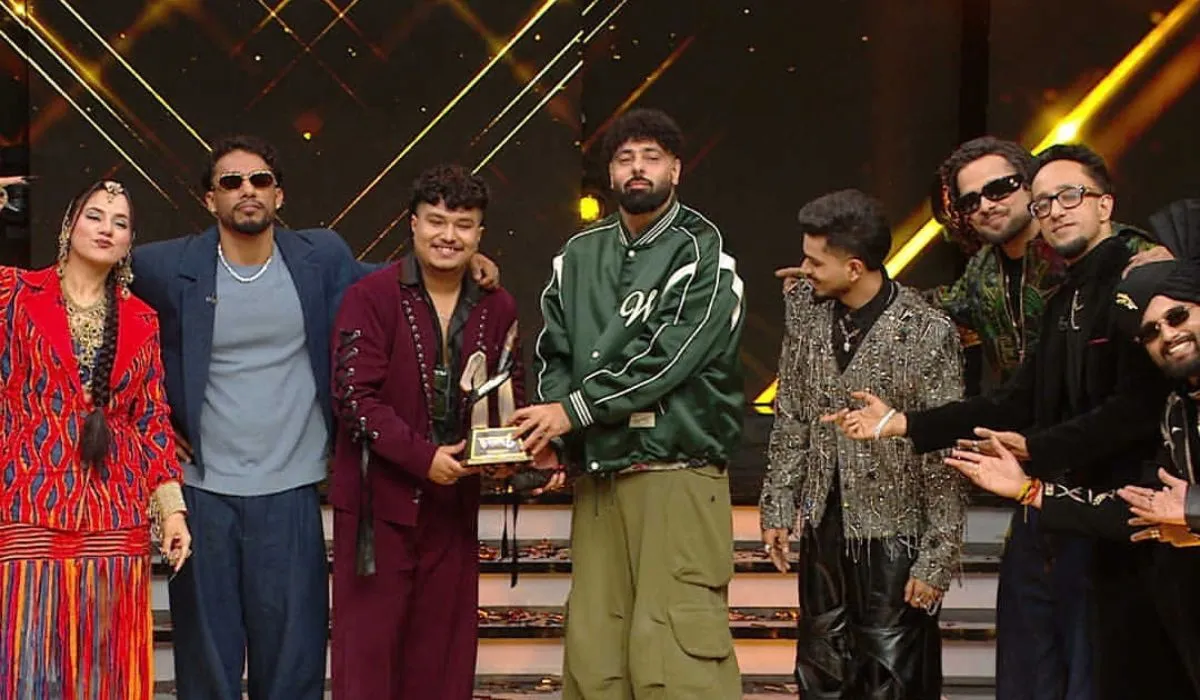 'हसल 5' के विनर बने धड़कन, दक्ष पेंढारकर ने ट्रॉफी के साथ जीते 1 करोड़ रुपये, बने करोड़पति