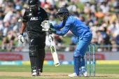 India vs New Zealand: 2013 के बाद पहली बार इस वजह से टीम से बाहर हुए एमएस धोनी- India TV Hindi