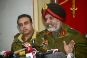 Lt General KJS Dhillon with Inspector General of Police S P...- India TV Hindi