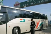 Srinagar-Muzaffarabad bus service- India TV Hindi