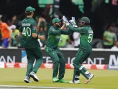 लाइव क्रिकेट स्कोर  पाकिस्तान बनाम दक्षिण अफ्रीका लाइव मैच स्कोर, क्रिकेट लाइव स्कोर, पाकिस्तान बनाम- India TV Hindi