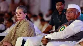 sonia gandhi mallikarjun kharge- India TV Hindi