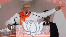 गुजरात में प्रधानमंत्री मोदी की ताबडतोड़ रैलियां - India TV Hindi