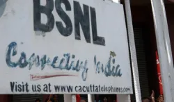 BSNL का परिचालन लाभ वित्‍त वर्ष 2015-16 में छह गुना बढ़ा, ग्राहकों की संख्‍या बढ़ने से बढ़ी आय- India TV Paisa