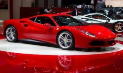 Supercars: फरारी ने लॉन्च की दुनिया की सबसे तेज कार, ‘488 GTB’ की कीमत 3.88 करोड़ रुपए- India TV Paisa