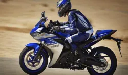 यामाहा भारत में करेगी YZF-R3 की 1155 यूनिट रिकॉल, फ्यूल टैंक ब्रेकेट में है खराबी- India TV Paisa