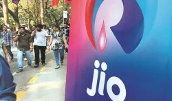 Reliance Jio का एक और बड़ा ऑफर: चुनिंदा यूजर्स को रोजाना मिलेगा FREE डाटा ऑफर, बस करना होगा ये काम- India TV Paisa