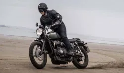 Triumph ने भारत में लॉन्‍च की नई Street Scrambler, एक्‍स-शोरूम कीमत 8.10 लाख रुपए- India TV Paisa