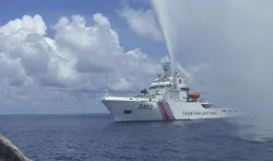 Chinese vessel sails by disputed island in East China Sea- India TV Hindi