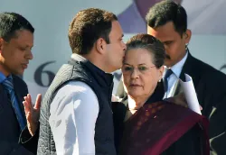 Sonia-Rahul- India TV Hindi