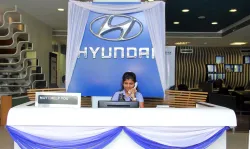 Hyundai Showroom- India TV Paisa