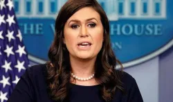 sara sanders- India TV Hindi