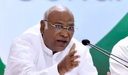 Congress leader Mallikarjun Kharge attacks BJP and RSS in AICC plenary session | PTI Photo- India TV Hindi