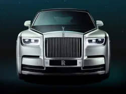 Rolls-Royce Phantom- India TV Paisa