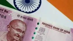 Rupee fall to 5 month low- India TV Paisa