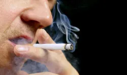 <p>smoking</p>- India TV Hindi