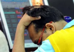 Sensex closes slightly down after volatile trade on Wednesday - India TV Paisa