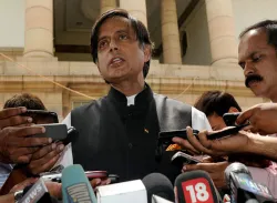 <p>shashi tharoor</p>- India TV Hindi